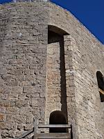 Chateau de Queribus, Donjon, Sortie